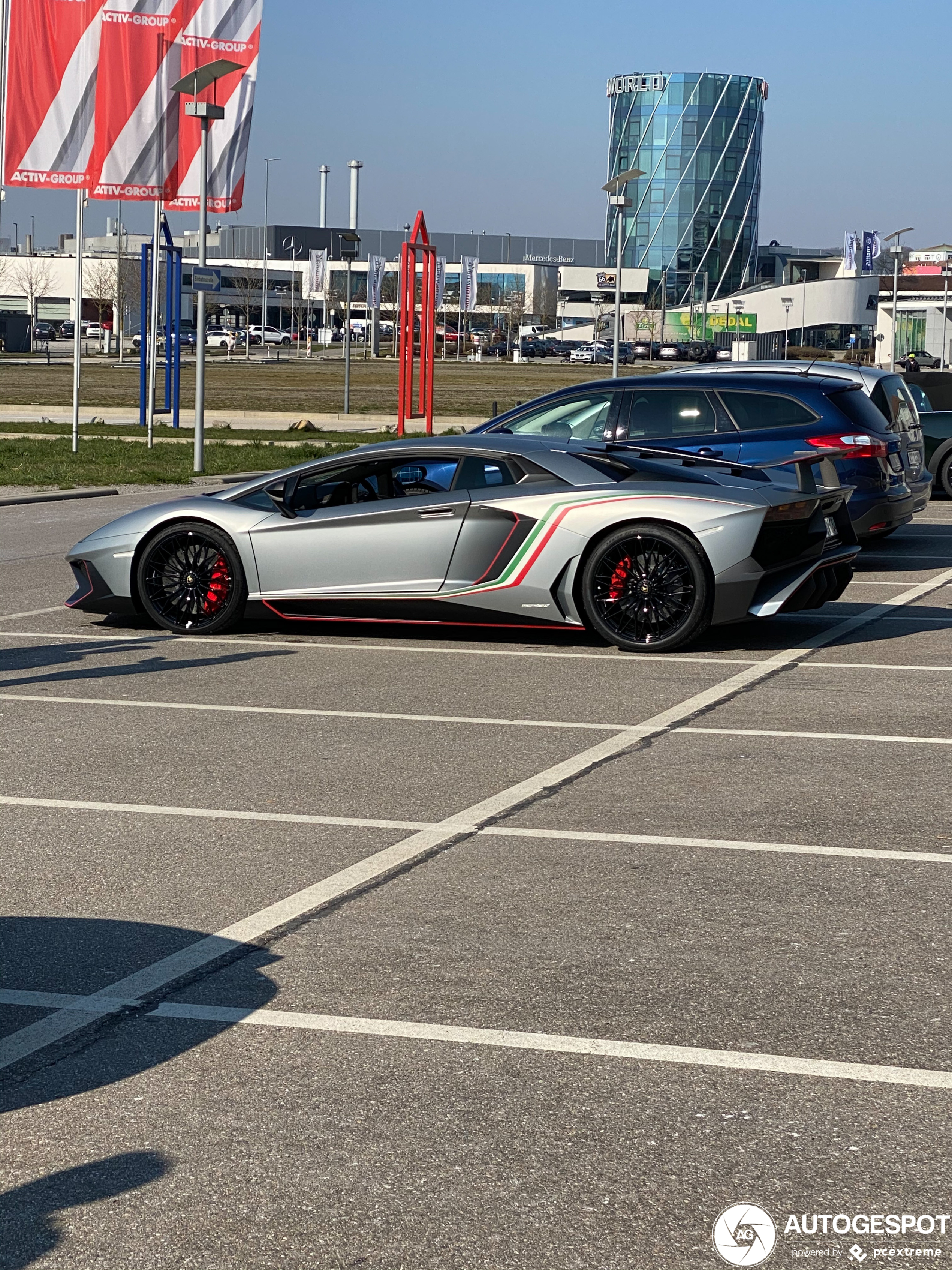 Lamborghini Aventador LP750-4 SuperVeloce