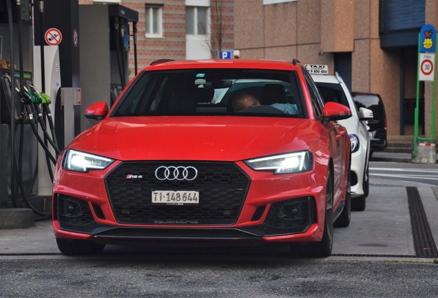 Audi RS4 Avant B9