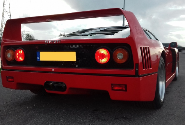 Ferrari F40