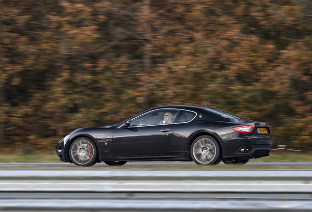 Maserati GranTurismo S Automatic