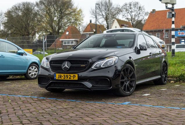 Mercedes-Benz E 63 AMG S W212