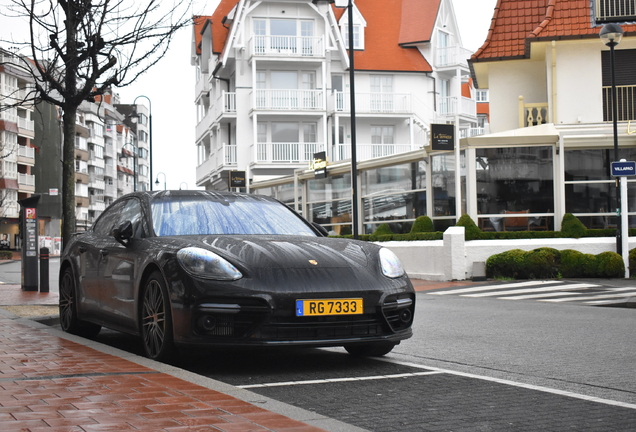 Porsche 971 Panamera Turbo S E-Hybrid