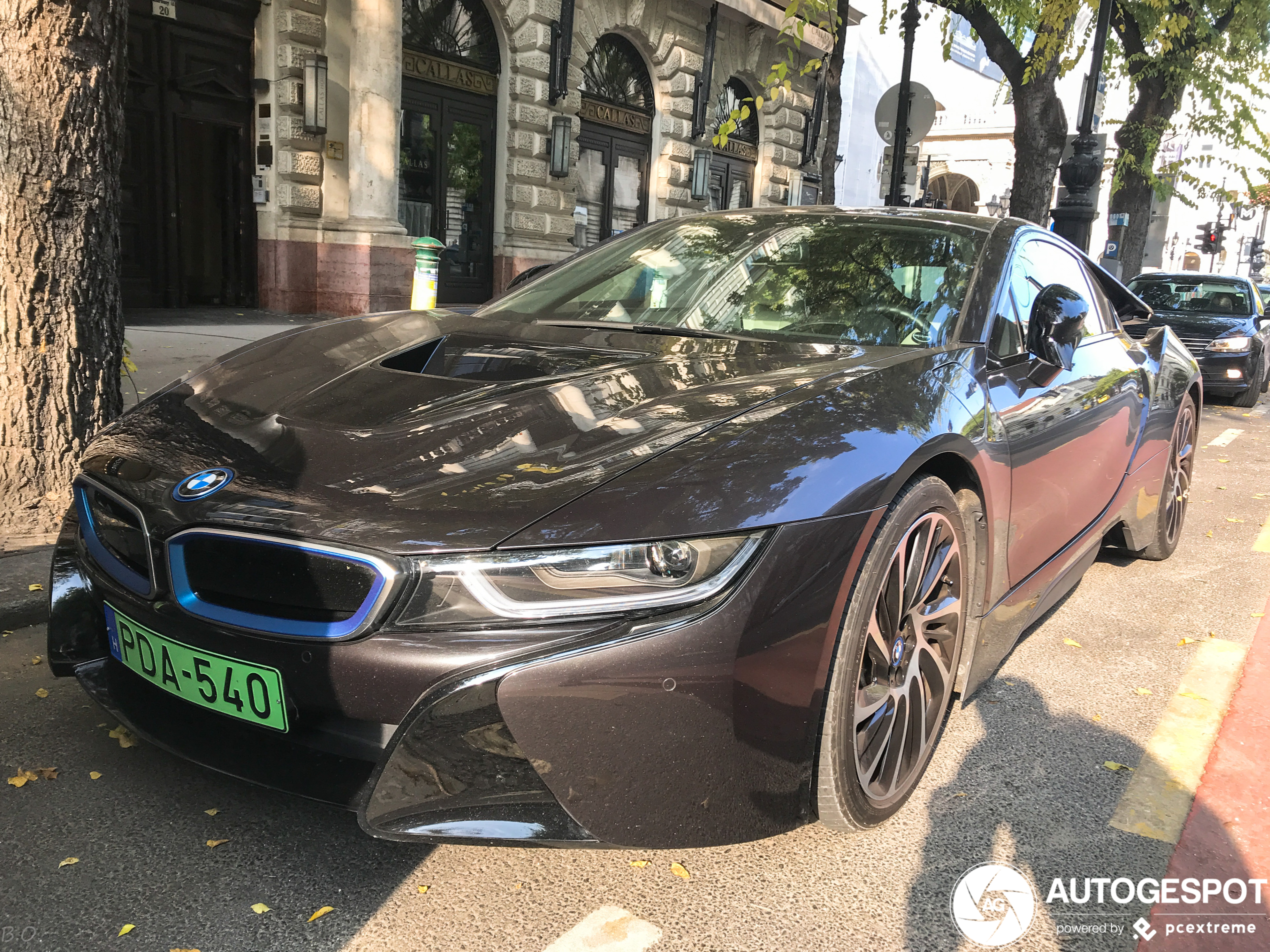 BMW i8