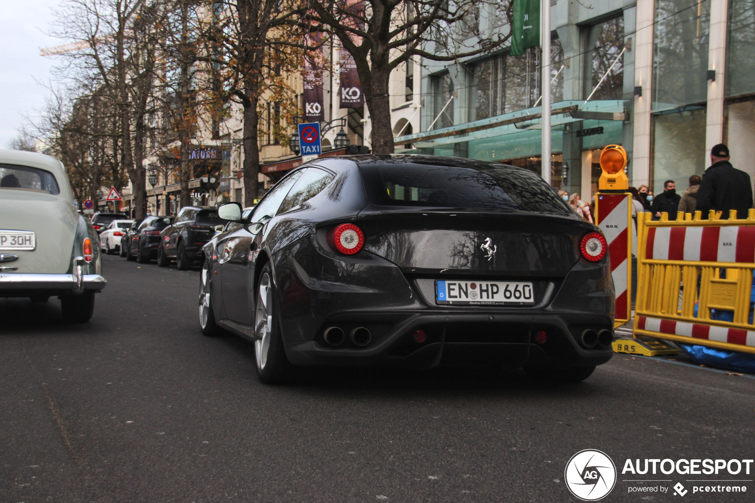 Ferrari FF