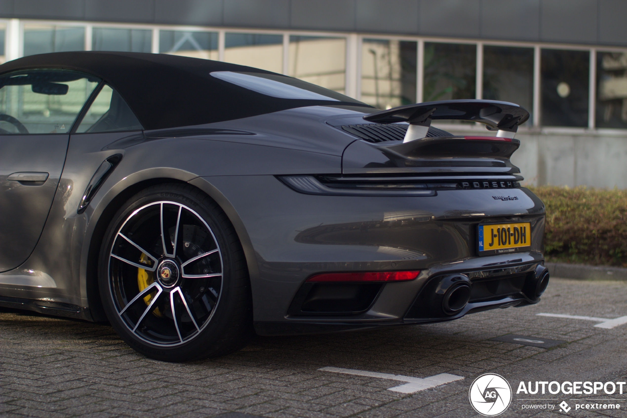 Porsche 992 Turbo S Cabriolet