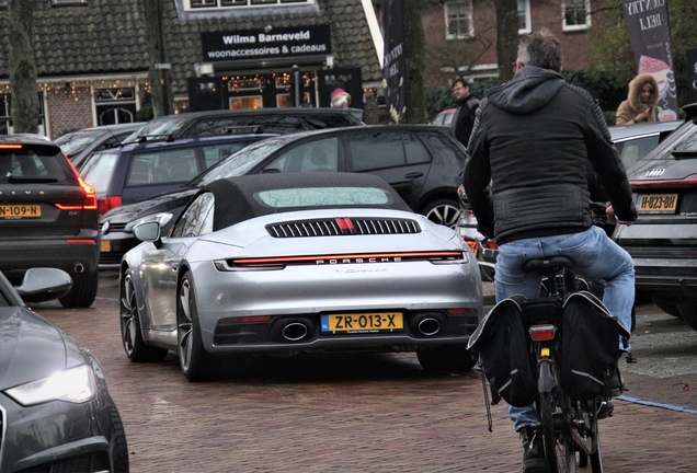 Porsche 992 Carrera 4S Cabriolet