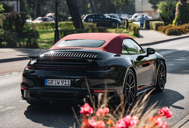 Porsche 992 Turbo S Cabriolet