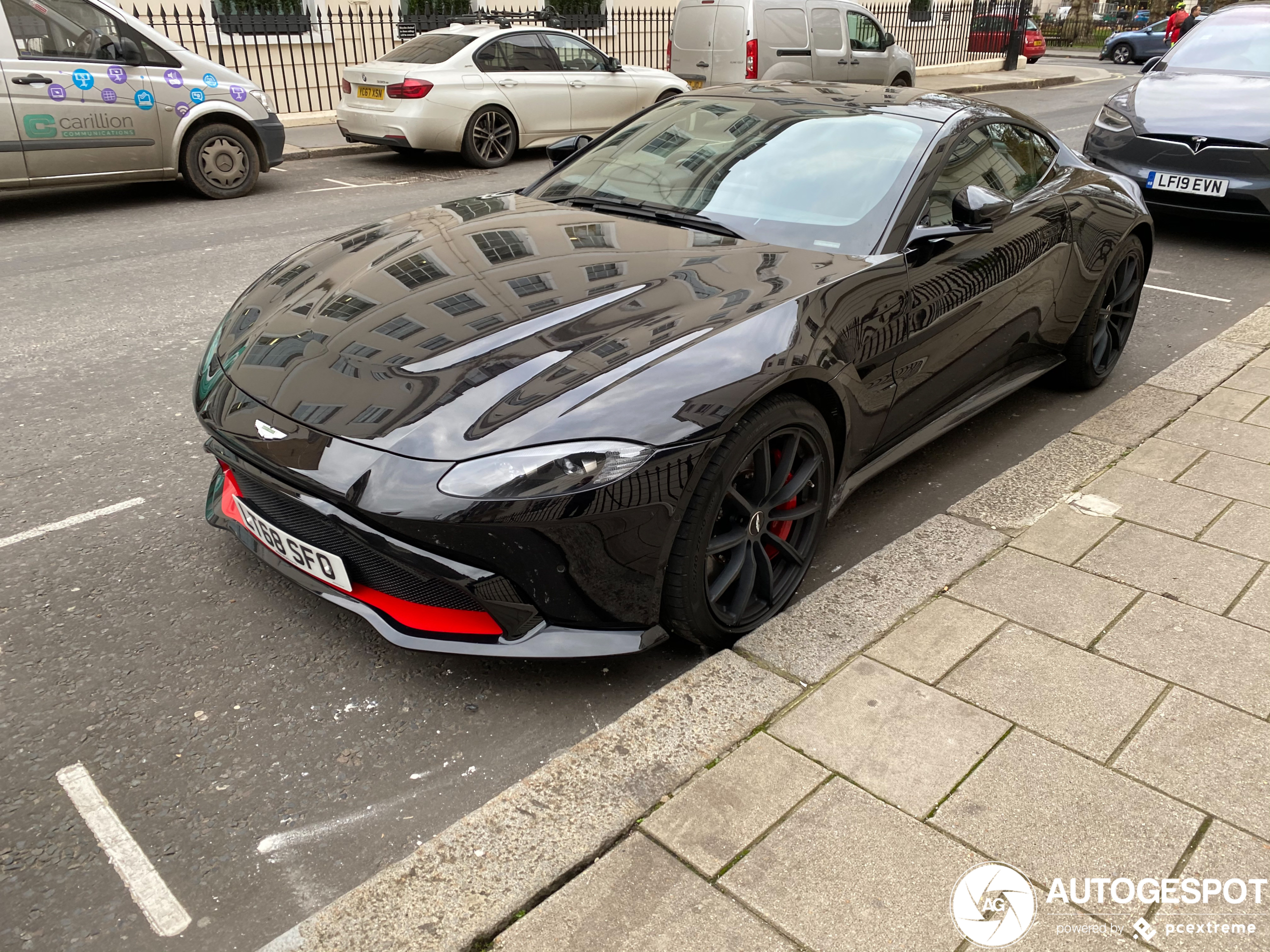 Aston Martin V8 Vantage 2018