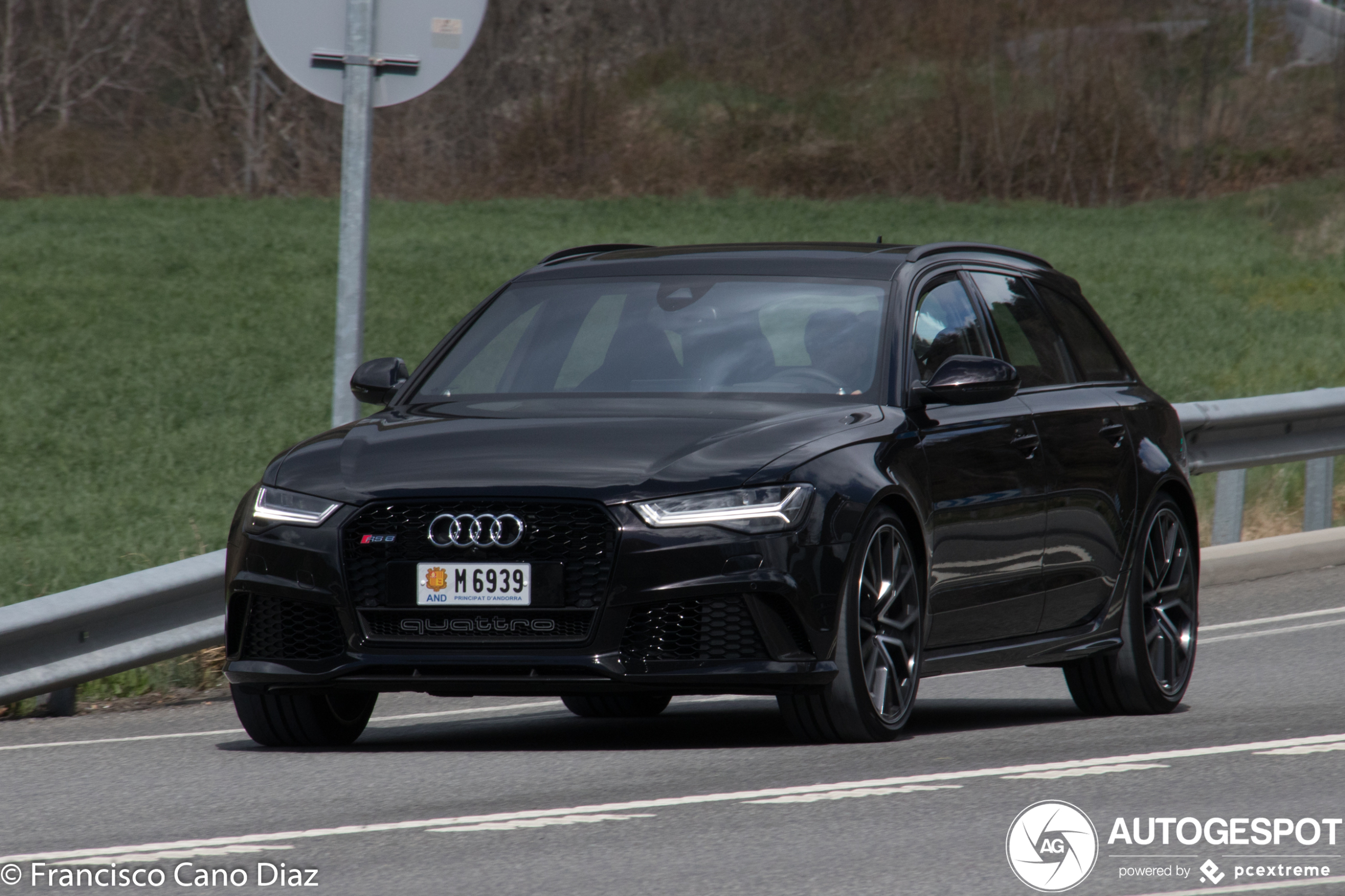 Audi RS6 Avant C7 2015