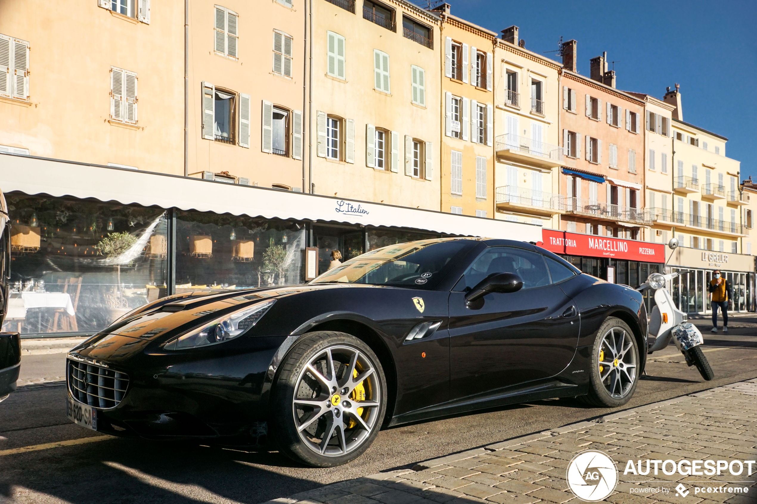 Ferrari California