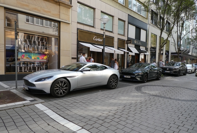 Aston Martin DB11 V8