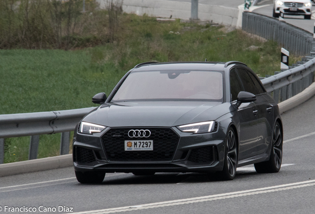 Audi RS4 Avant B9