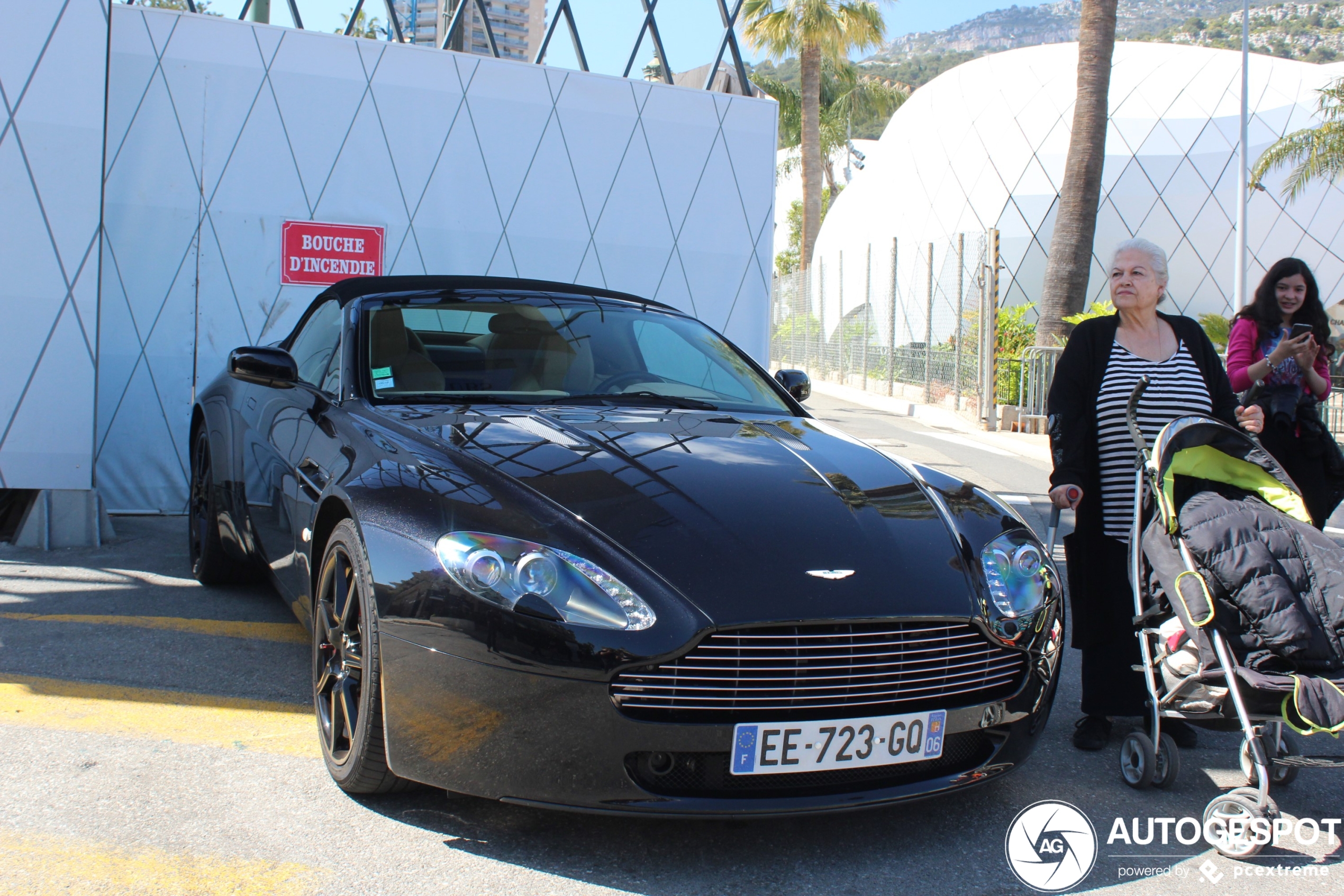 Aston Martin V8 Vantage Roadster