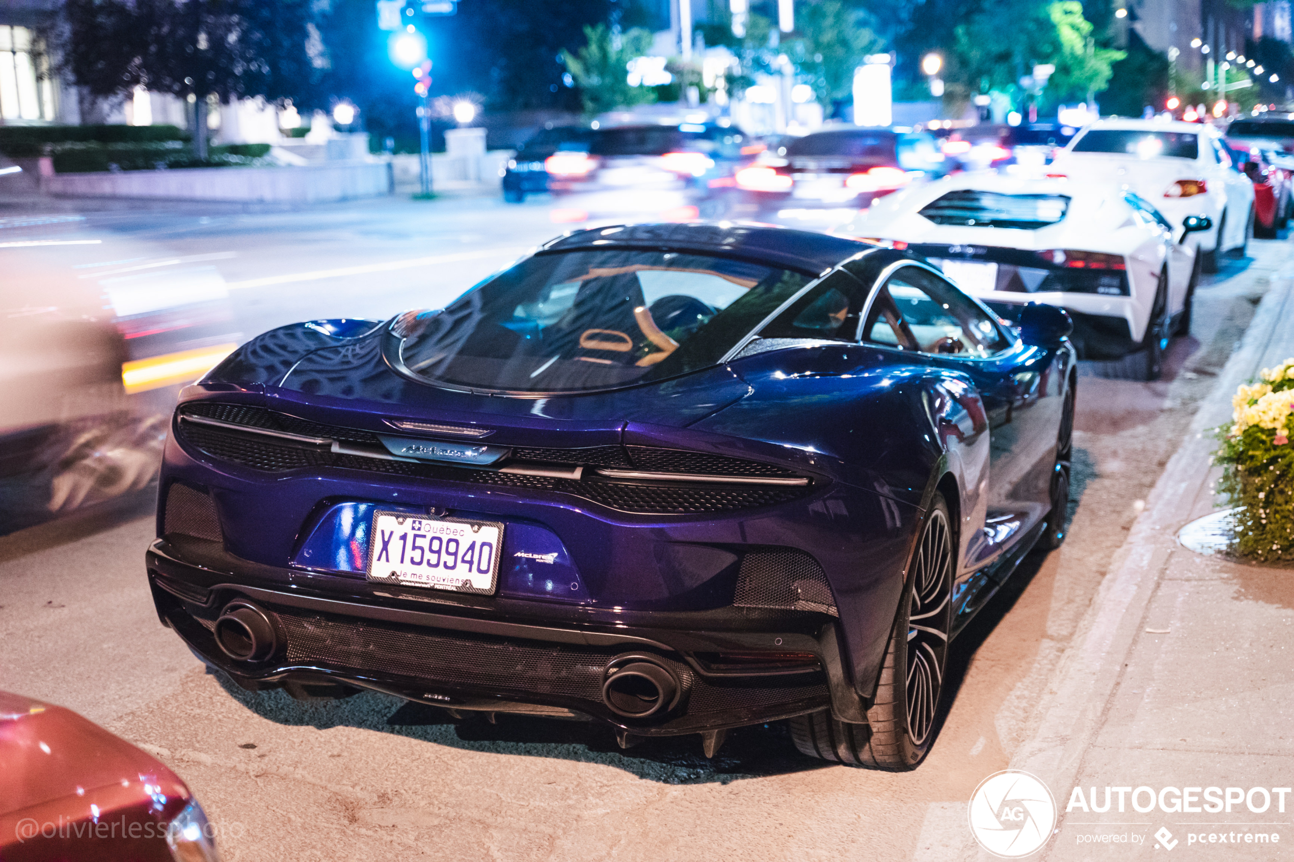 McLaren GT