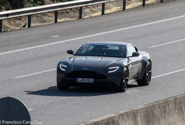 Aston Martin DB11