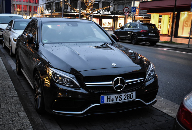 Mercedes-AMG C 63 S W205