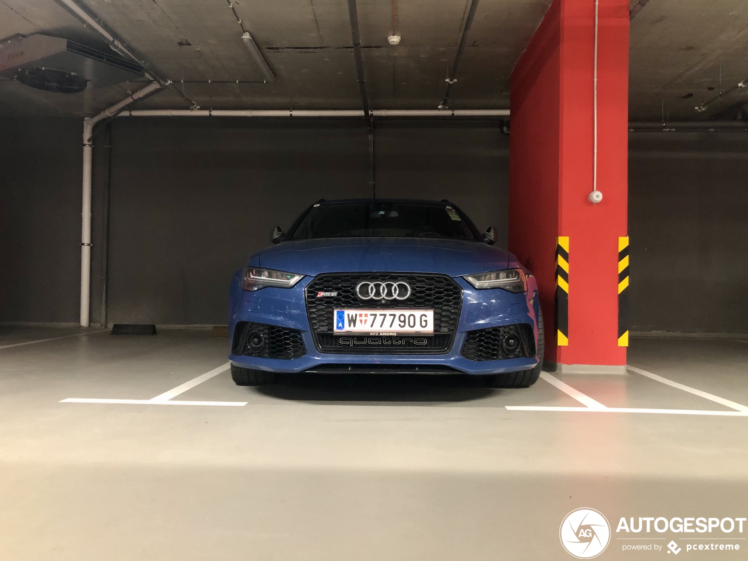 Audi RS6 Avant C7 2015