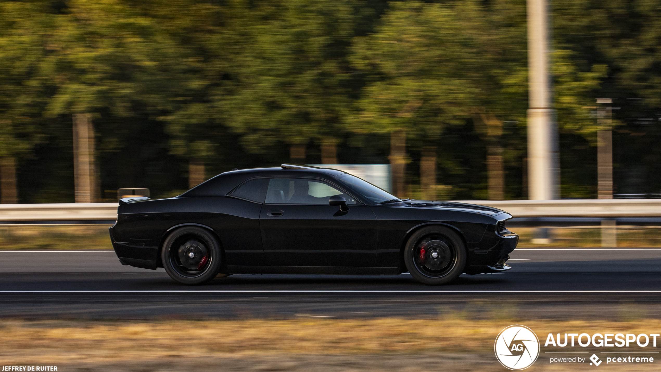 Dodge Challenger SRT-8