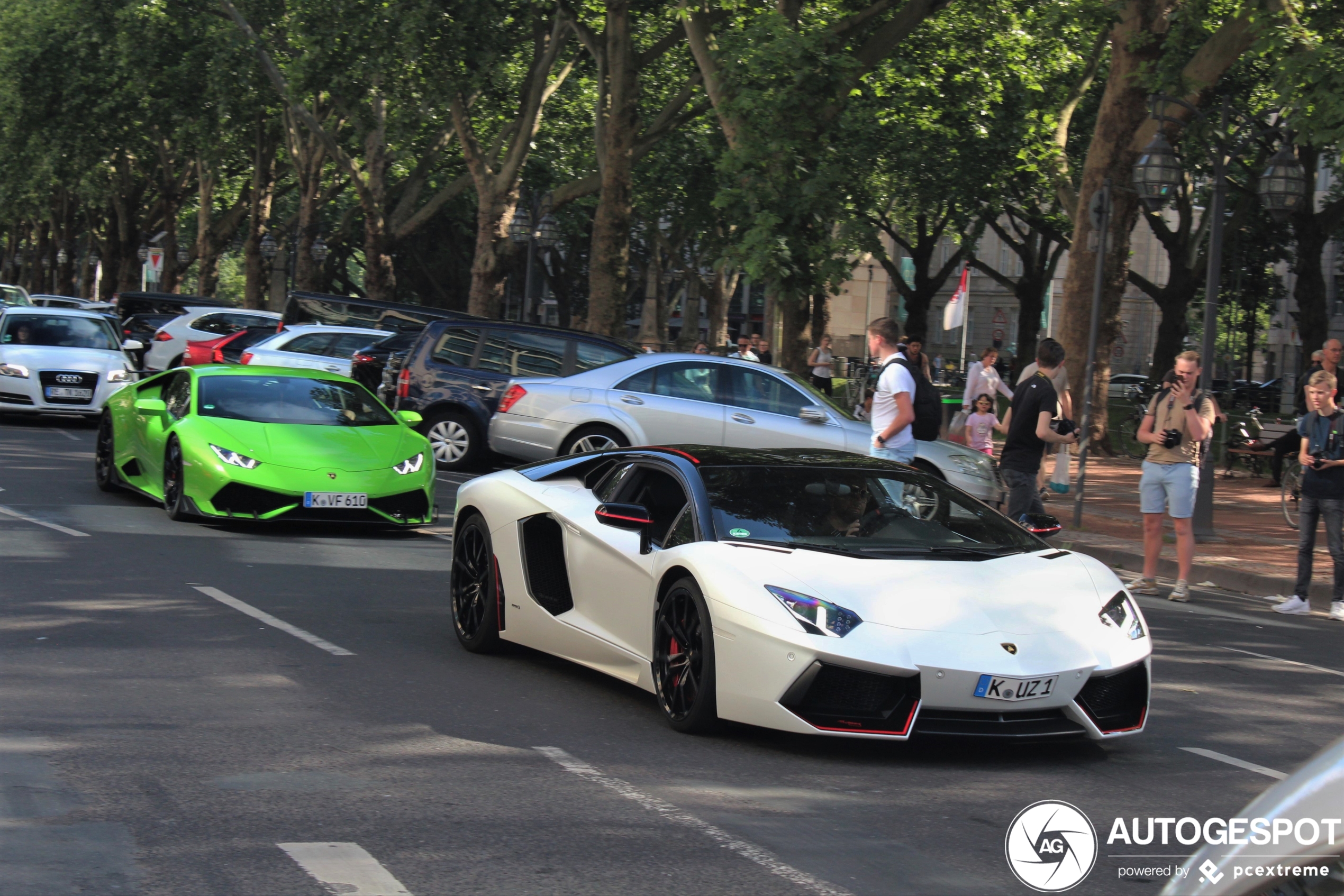 Lamborghini Aventador LP700-4 Pirelli Edition