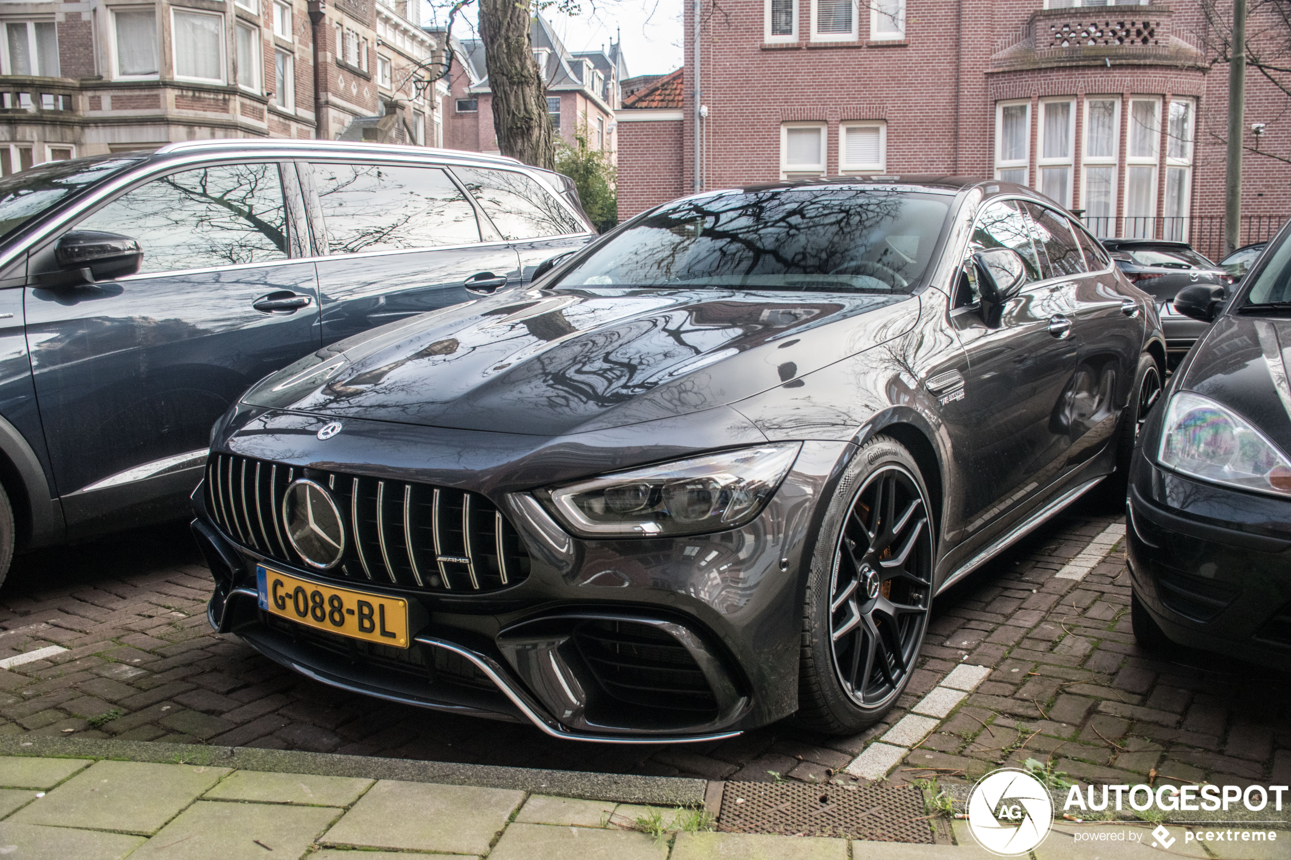 Mercedes-AMG GT 63 S X290