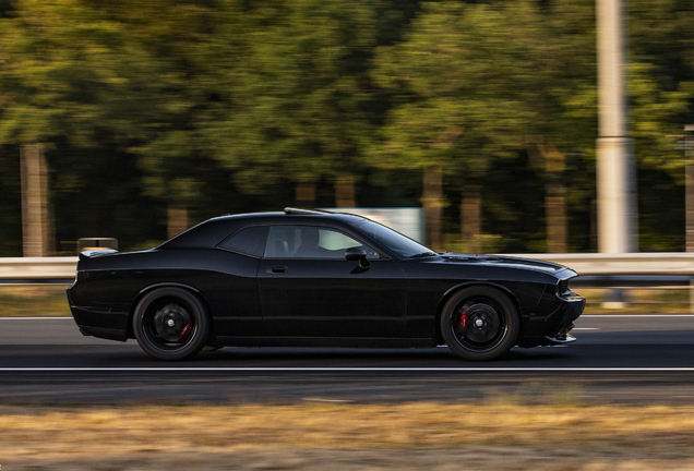 Dodge Challenger SRT-8