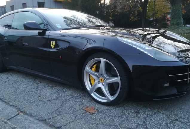 Ferrari FF