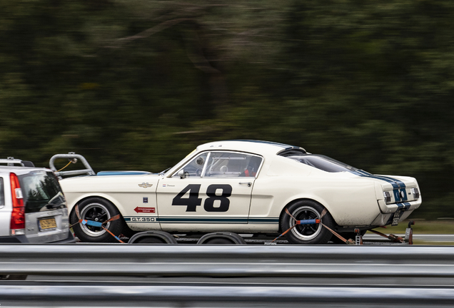 Ford Mustang Shelby G.T. 350