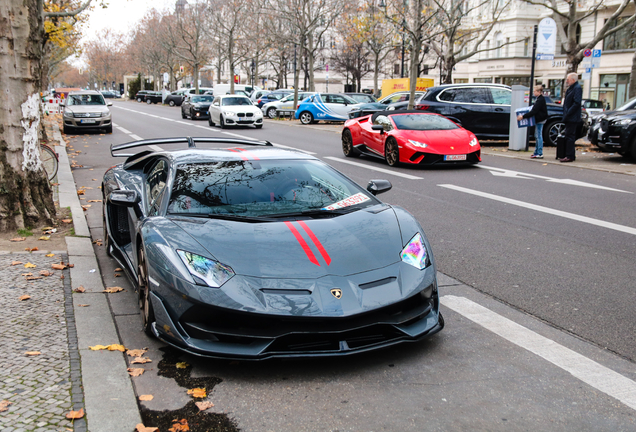 Lamborghini Aventador LP770-4 SVJ