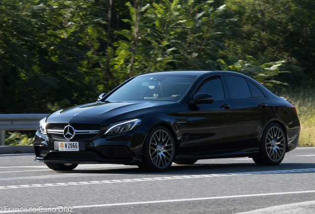 Mercedes-AMG C 63 S W205