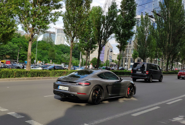 Porsche 718 Cayman S