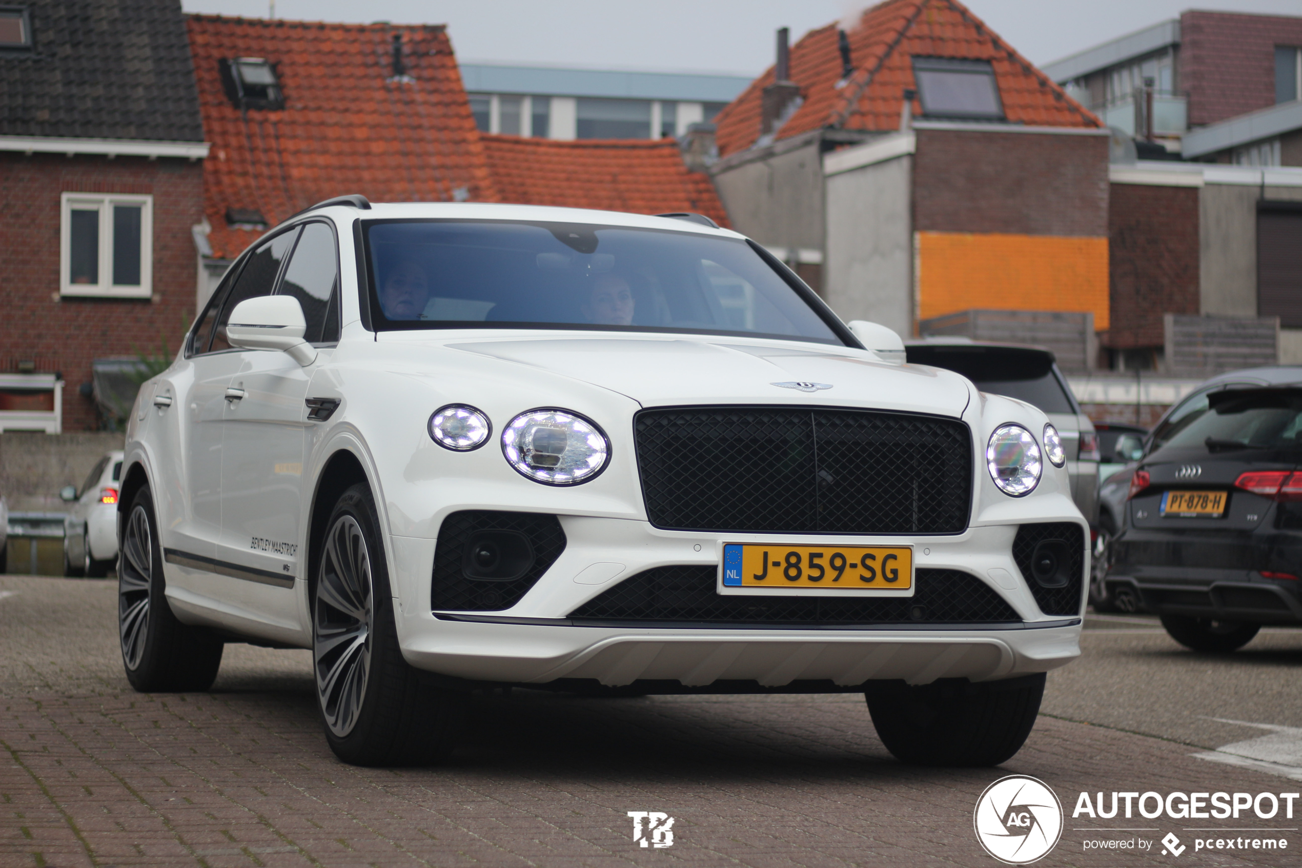 Bentley Bentayga V8 2021 First Edition