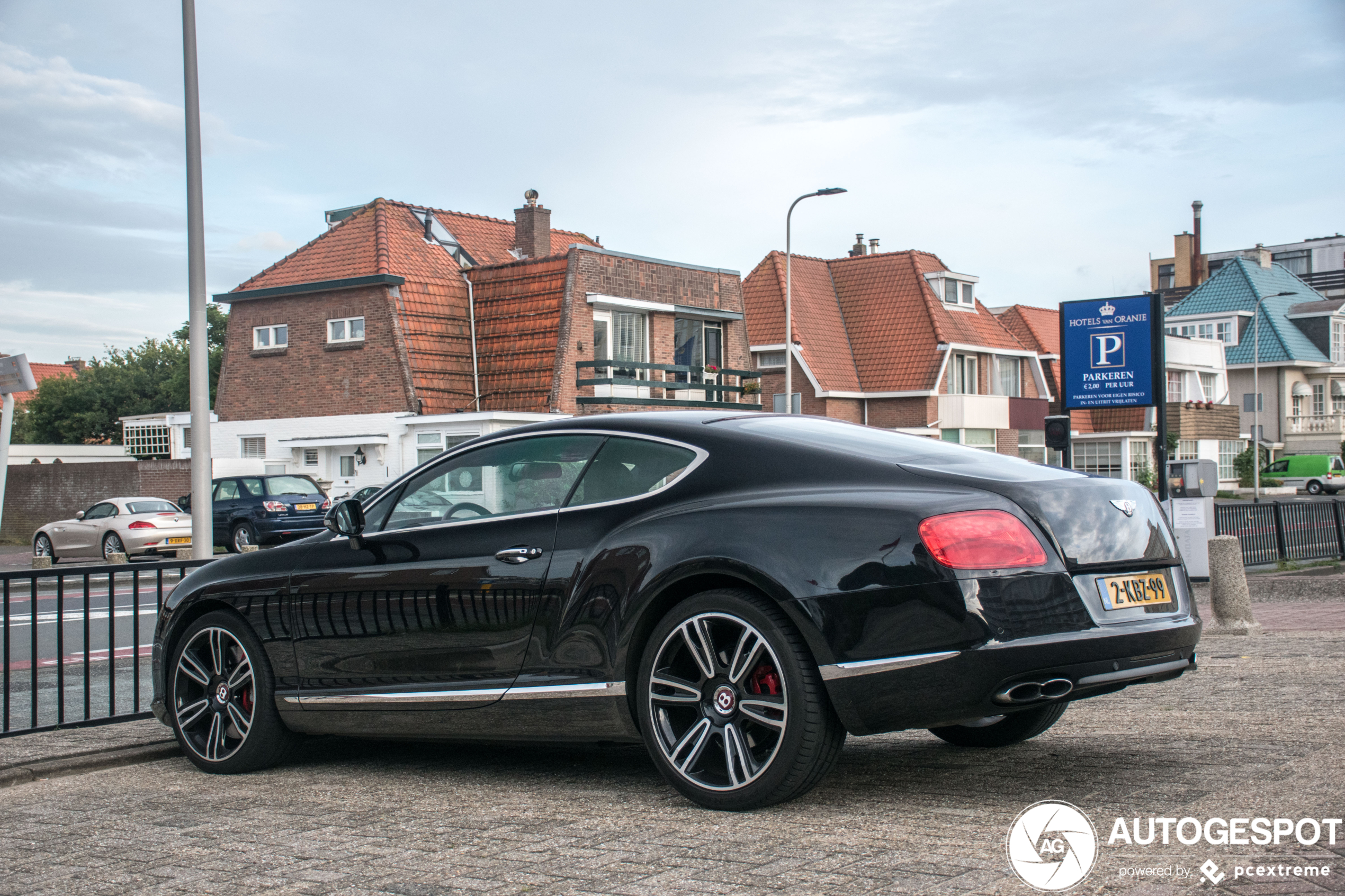 Bentley Continental GT V8