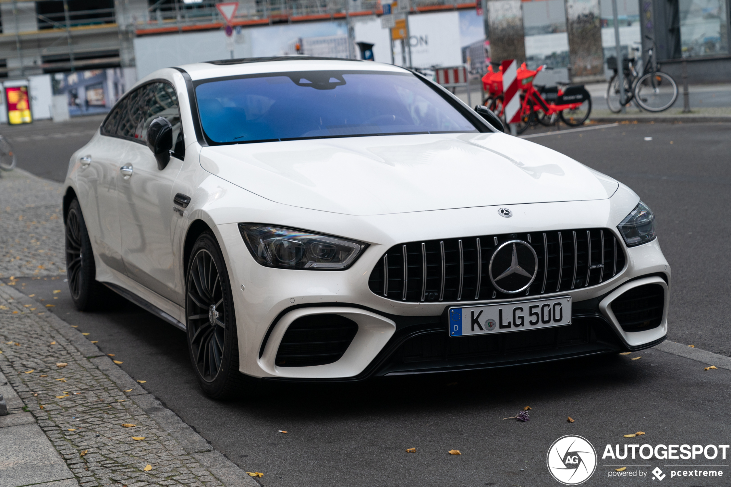 Mercedes-AMG GT 63 S X290