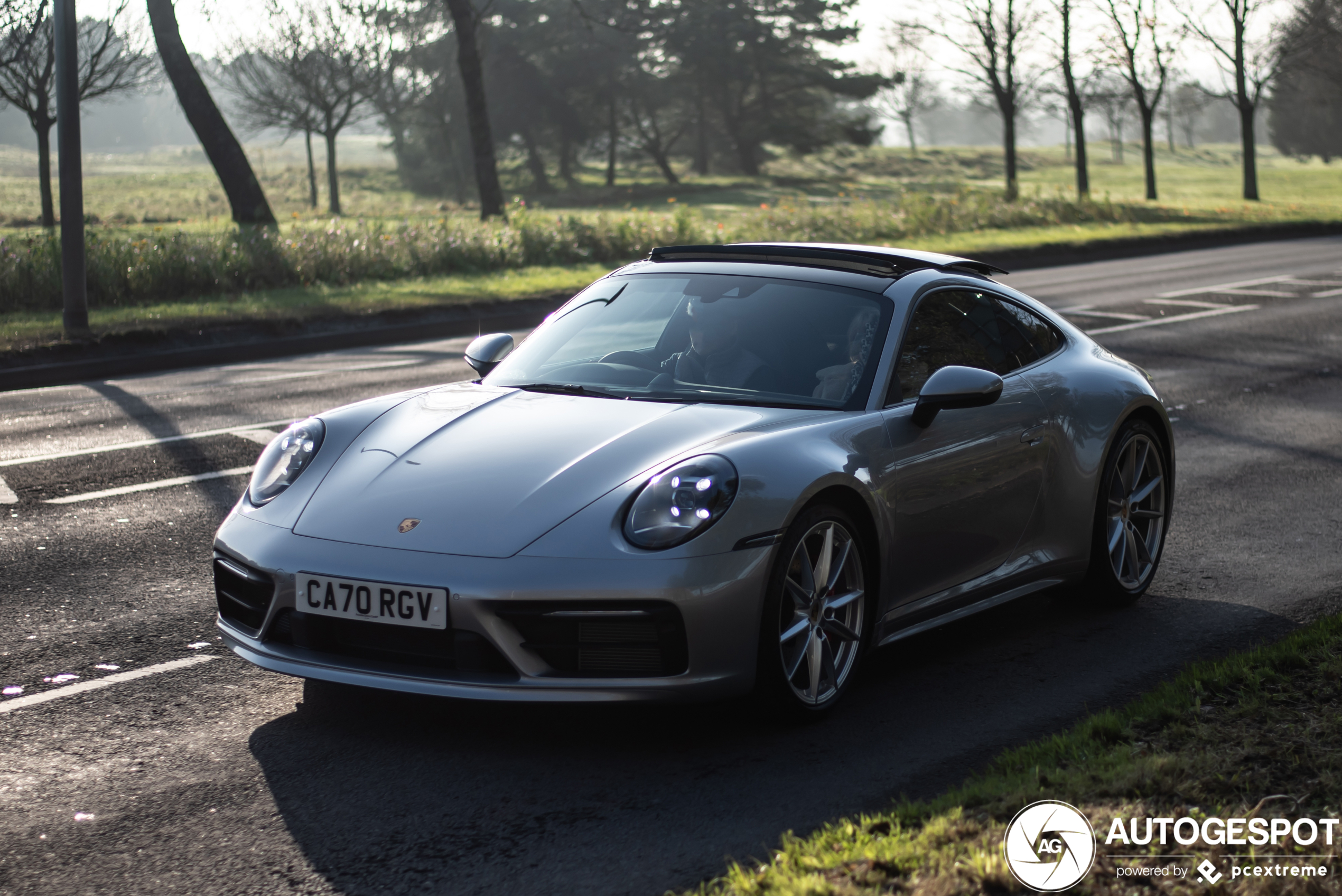 Porsche 992 Carrera 4S