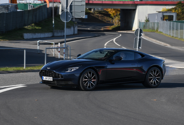 Aston Martin DB11 V8