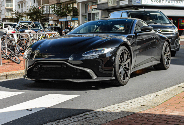 Aston Martin V8 Vantage 2018