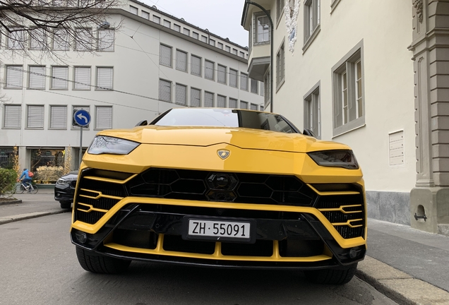 Lamborghini Urus