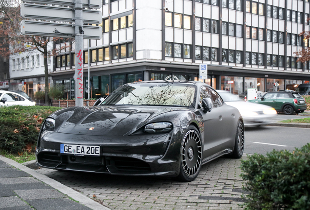 Porsche Taycan Turbo S