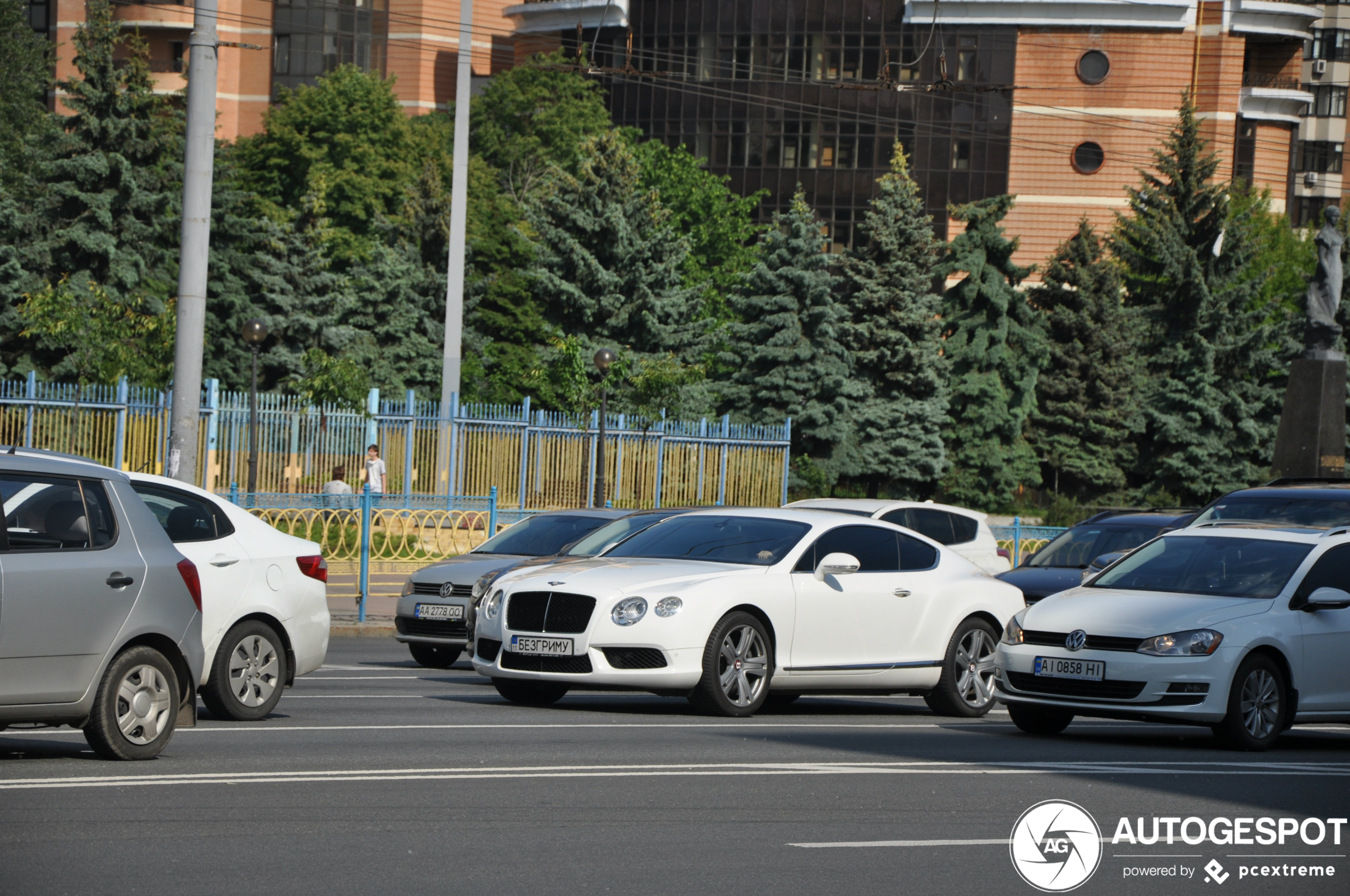 Bentley Continental GT V8