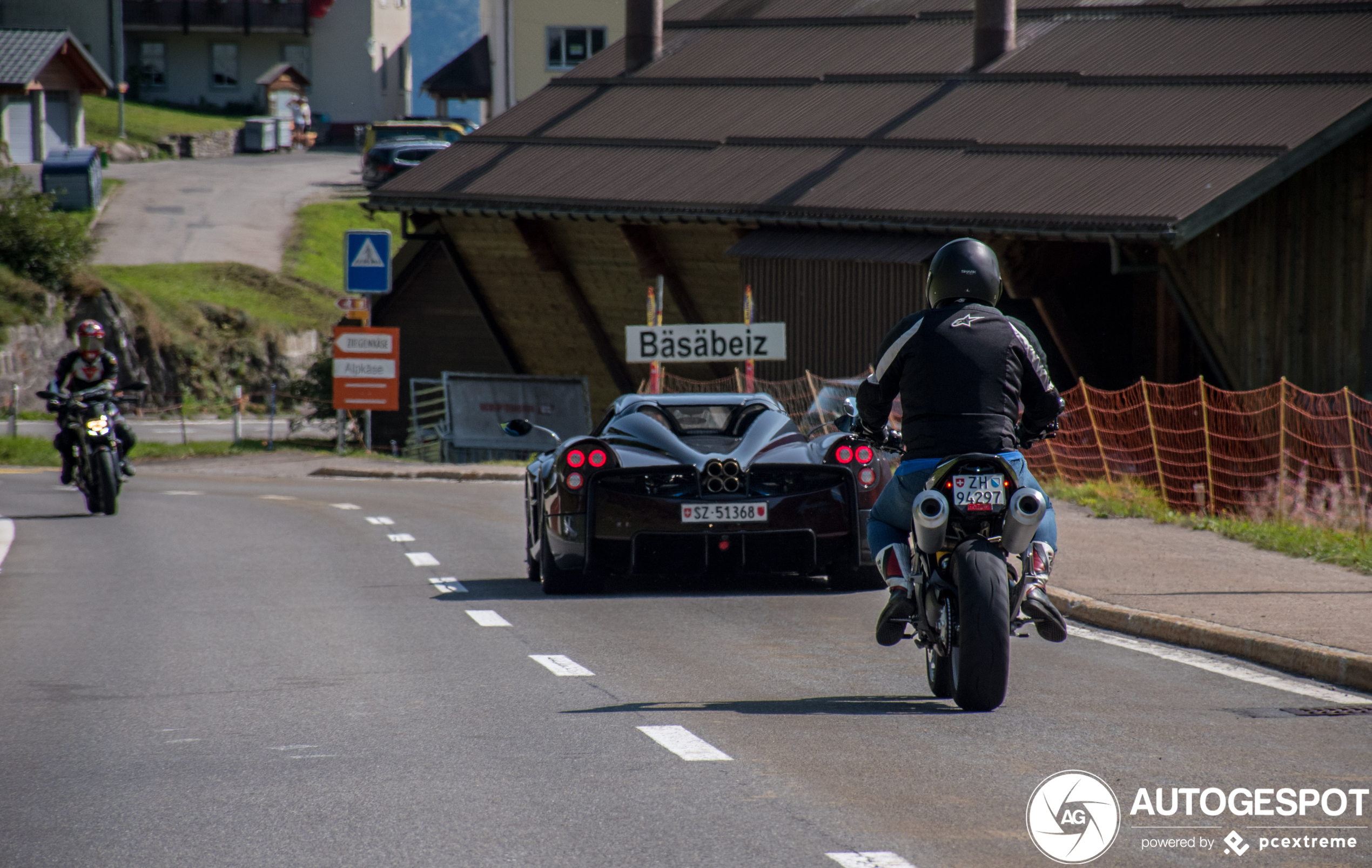 Deze Pagani Huayra Roadster is een echt gebruiksvoorwerp