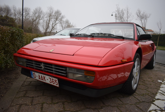 Ferrari Mondial 3.2 Cabriolet