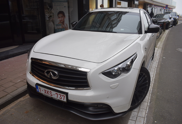 Infiniti FX Sebastian Vettel Version