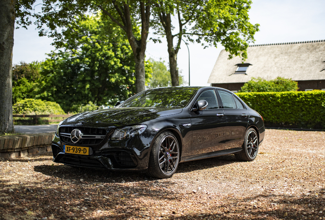 Mercedes-AMG E 63 S W213