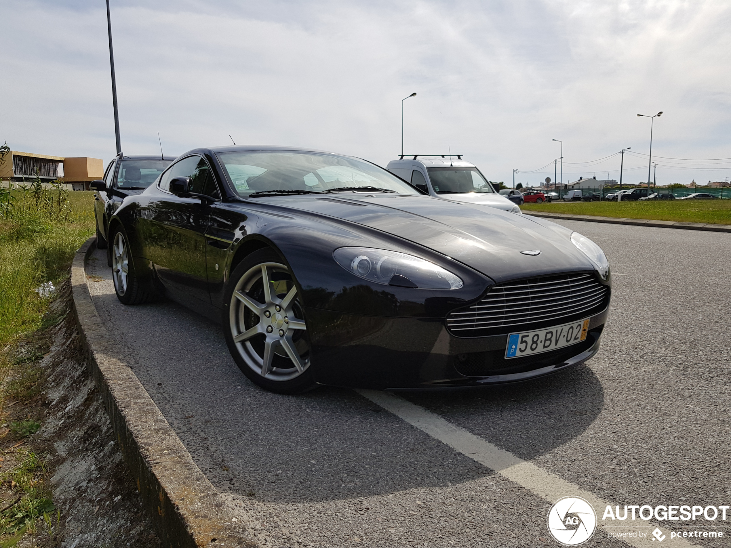 Aston Martin V8 Vantage