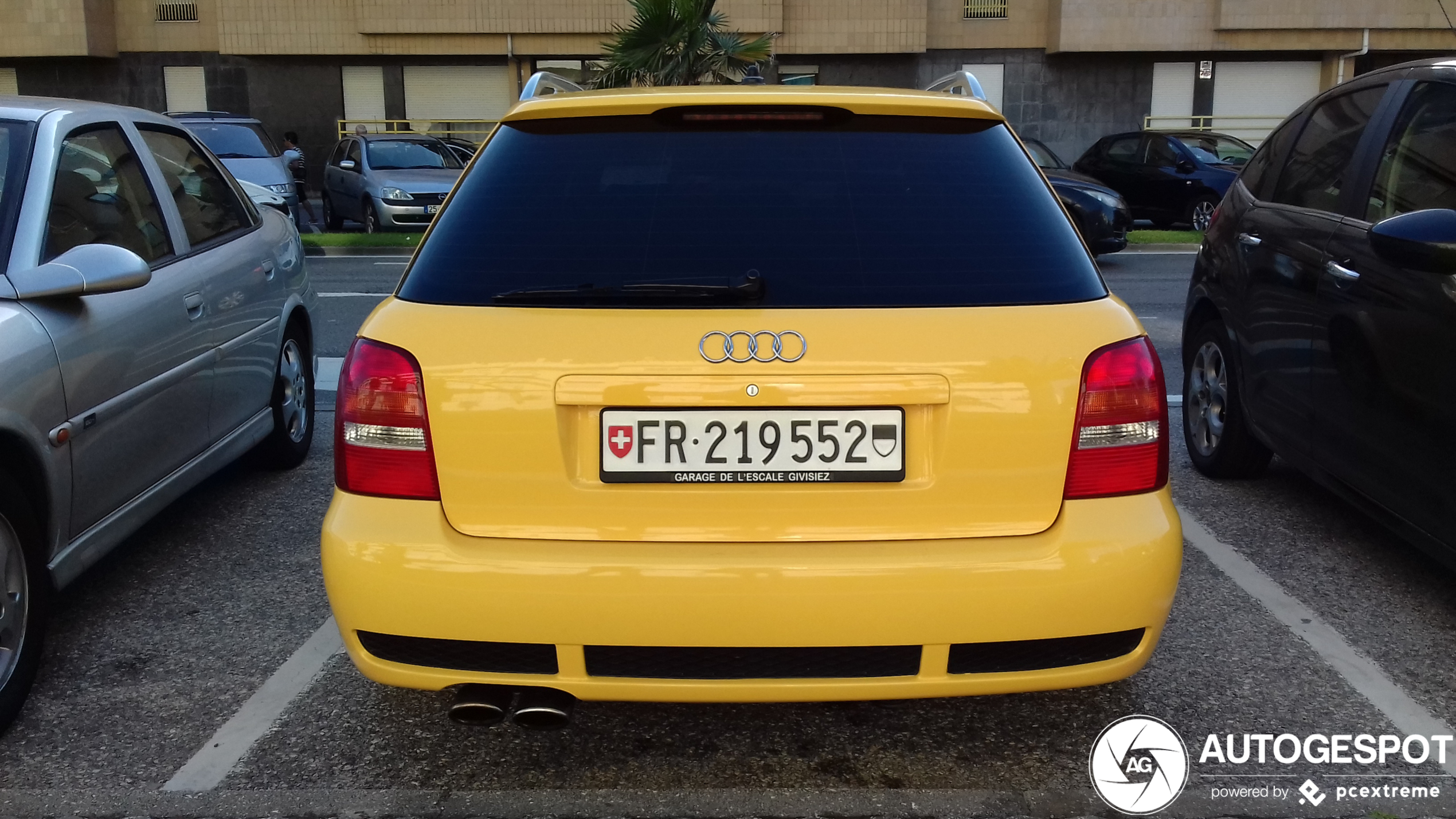 Audi RS4 Avant B5