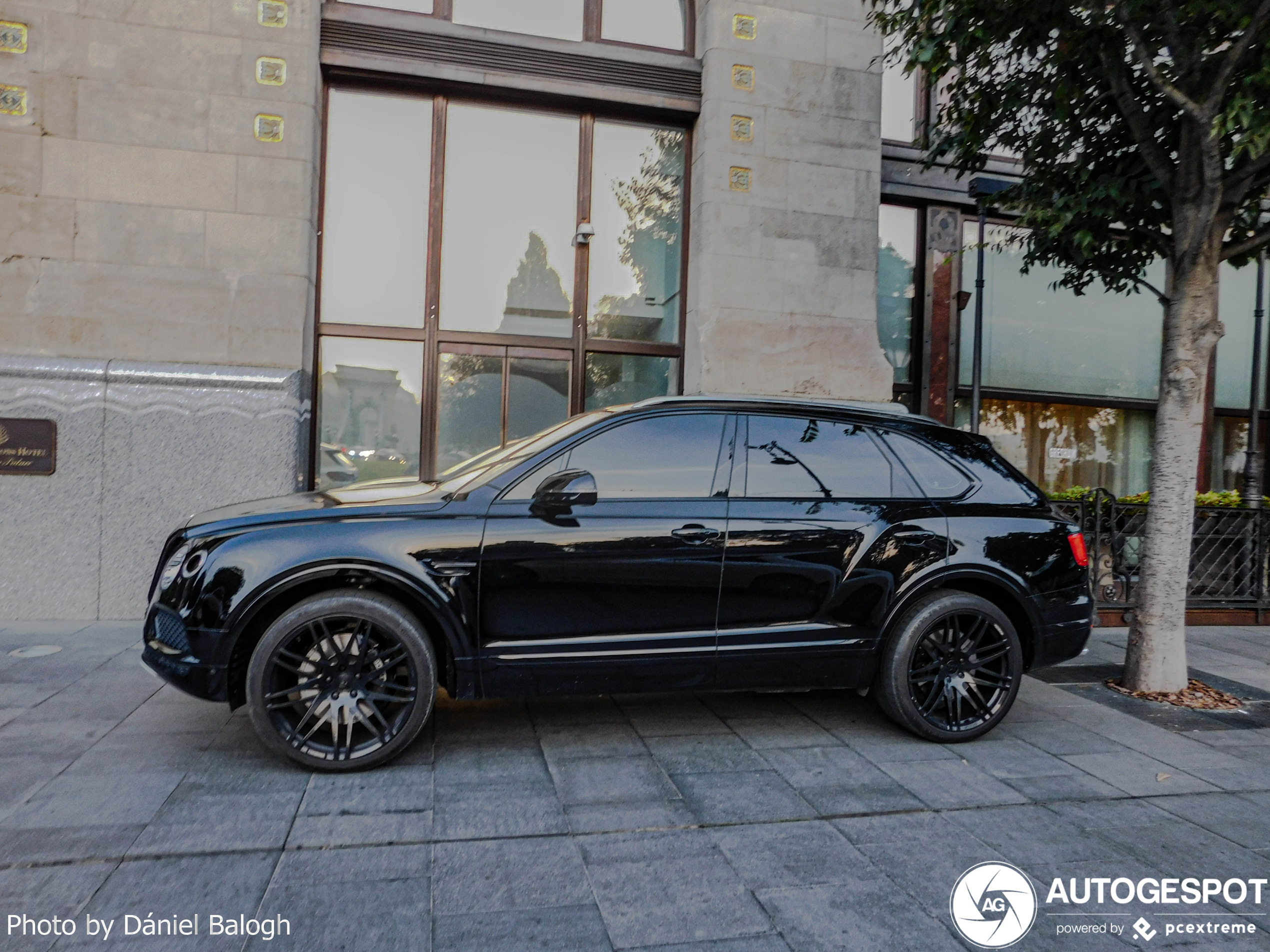 Bentley Bentayga Black Edition