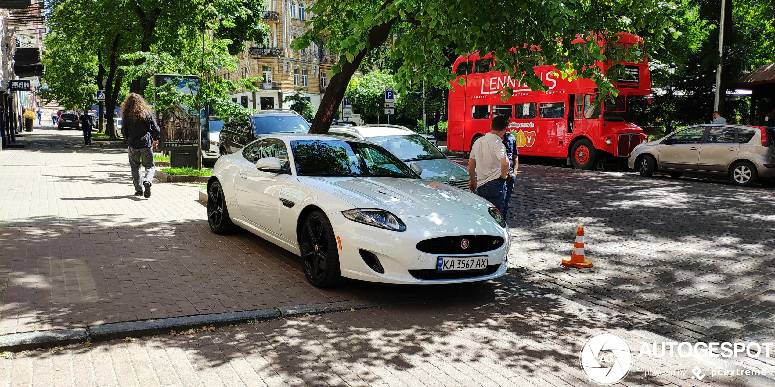 Jaguar XKR 2012