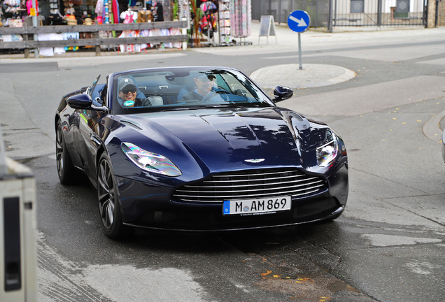 Aston Martin DB11 V8 Volante