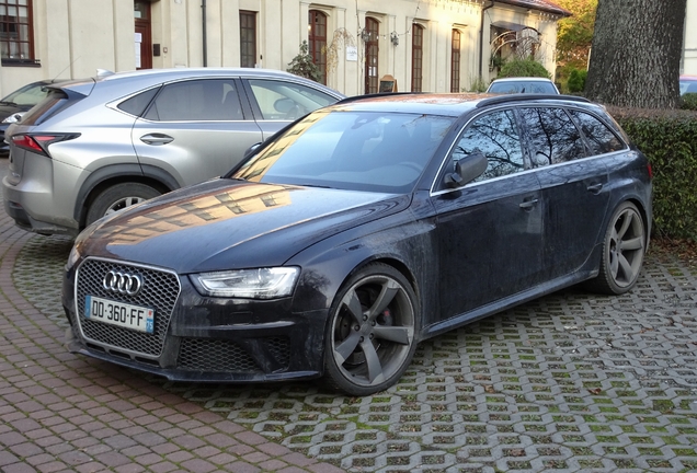 Audi RS4 Avant B8