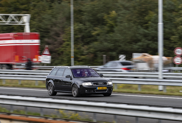 Audi RS6 Avant C5